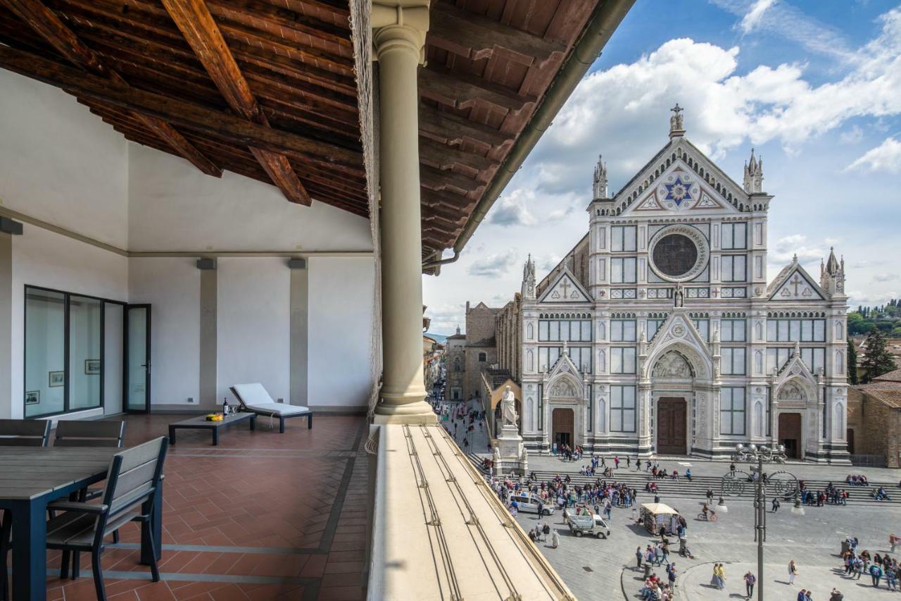Loggia Santa Croce Florence